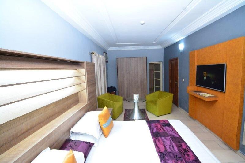 Signatious Hotels & Suites Lagos image