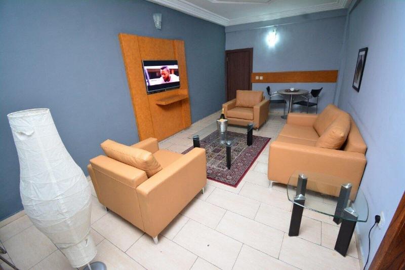 Signatious Hotels & Suites Lagos image