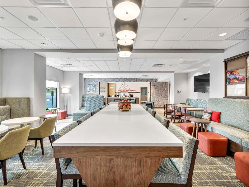 Hampton Inn By Hilton Zion Crossroads Gordonsville image