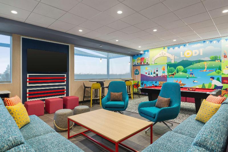 Tru By Hilton Lodi image