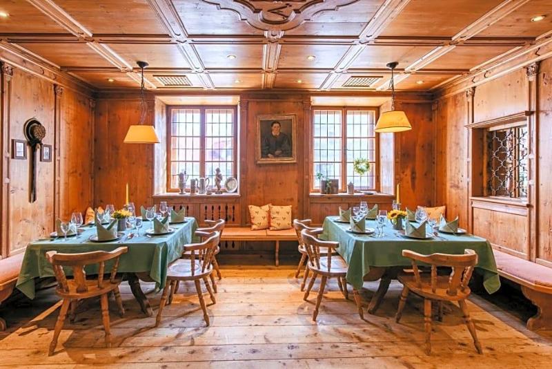 Hotel Gasthof Alte Post Holzkirchen image