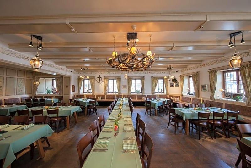 Hotel Gasthof Alte Post Holzkirchen image