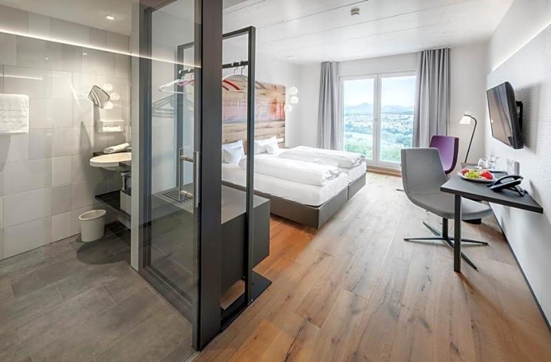 Hotel Schv?nbuch image