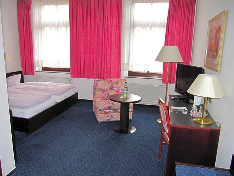 Hotel Wettin image