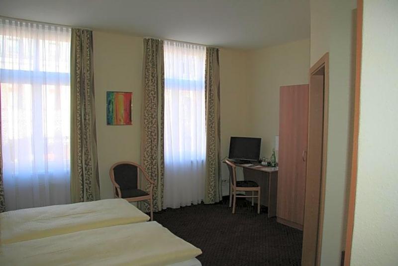 Hotel Wettin image
