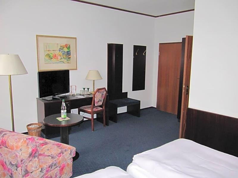 Hotel Wettin image