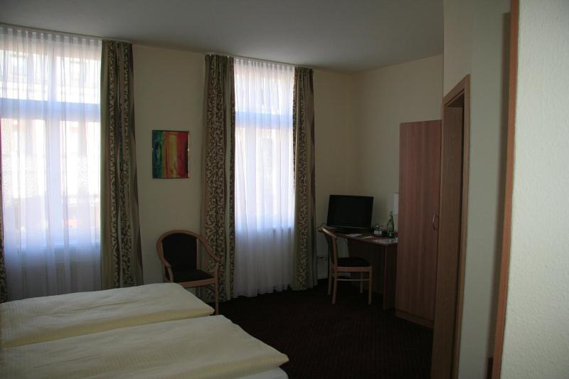 Hotel Wettin image