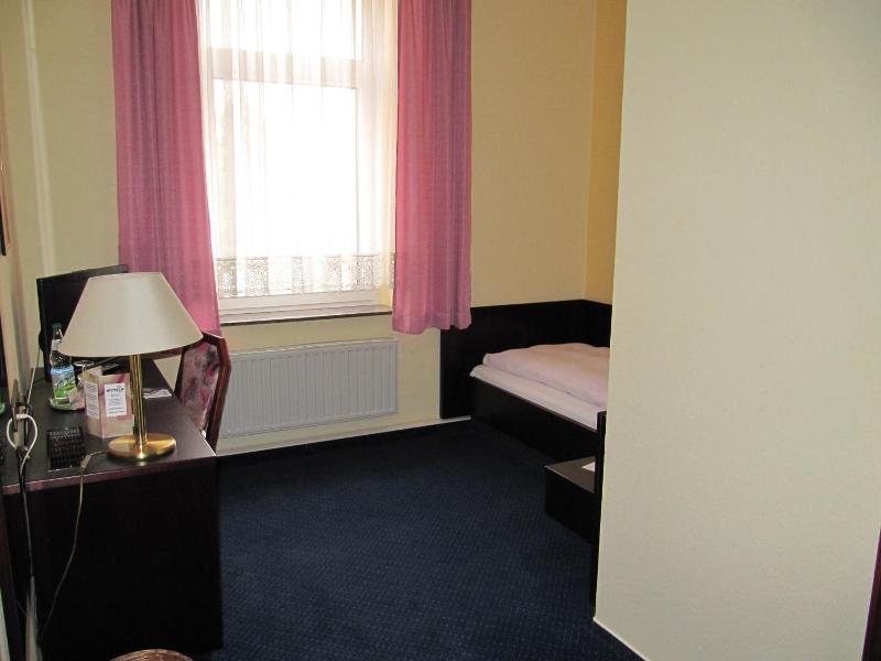Hotel Wettin image