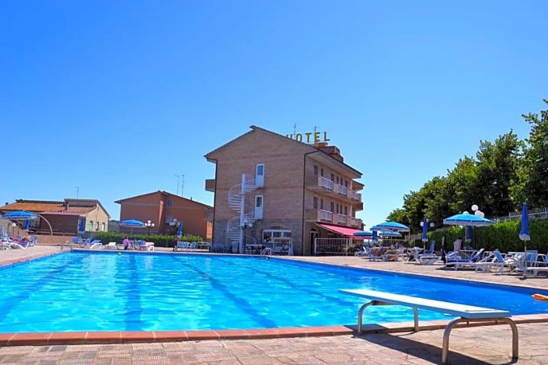 Albergo Di Murlo image