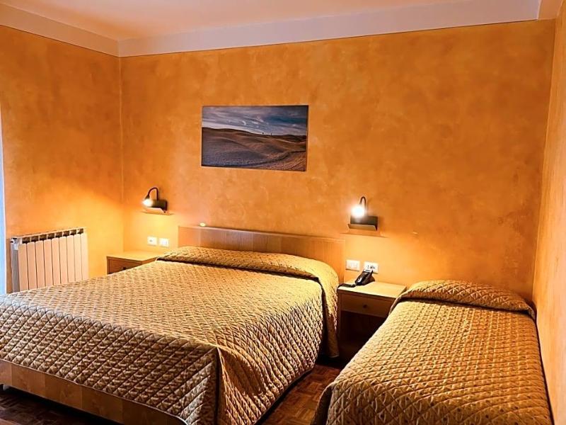 Albergo Di Murlo image