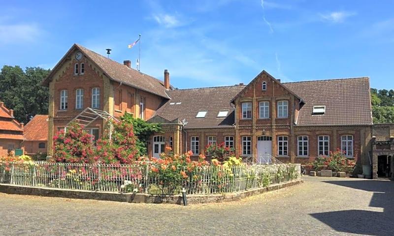 Gutshof Eucken image