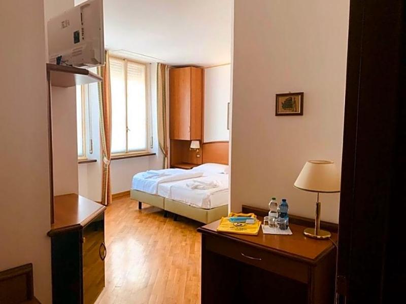 Hotel Saini image