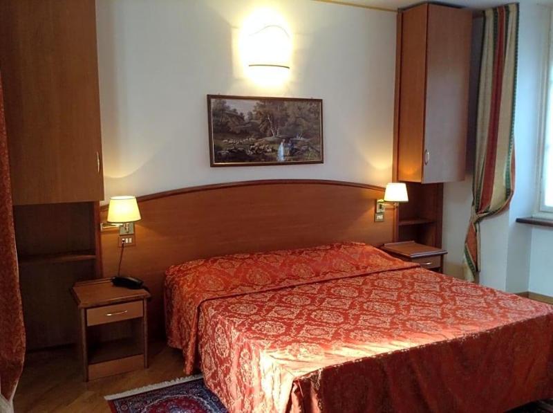 Hotel Saini image