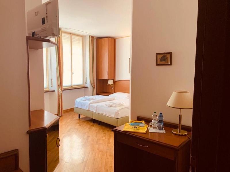 Hotel Saini image