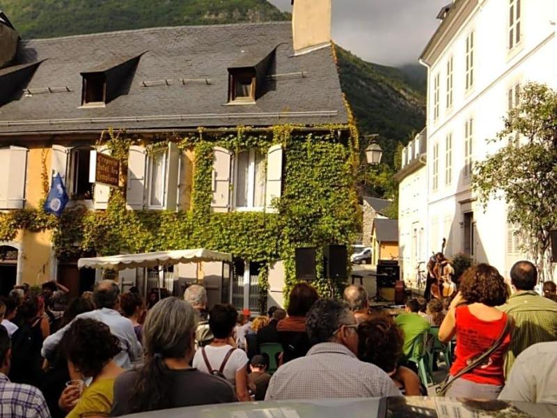 Hv¥tel Les Templiers image