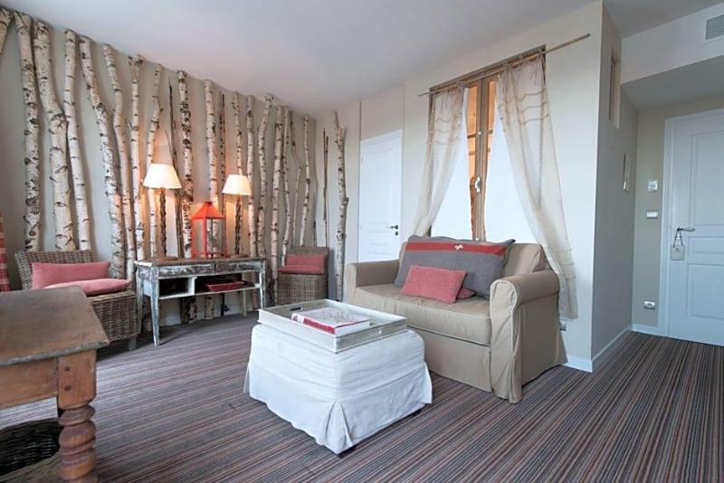 La Marine De Loire Hôtel & Spa image
