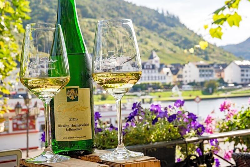 Beim Weinbauer image