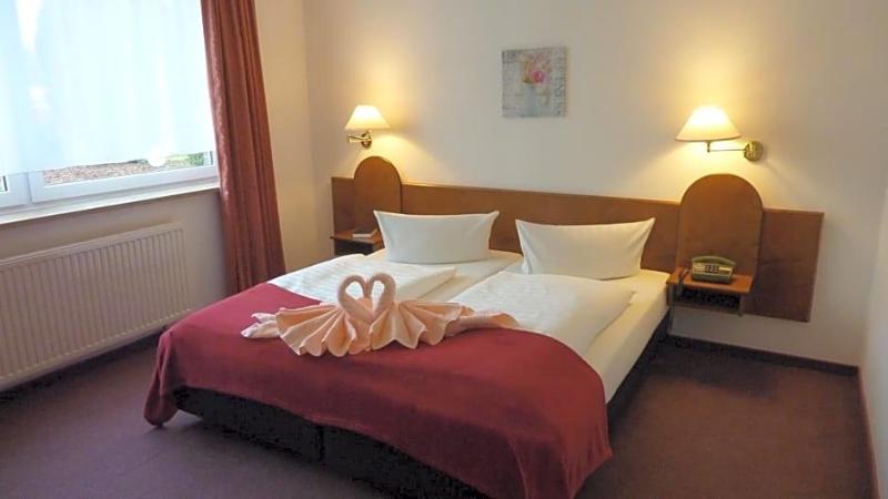 Heidehotel Herrenbrvºcke image