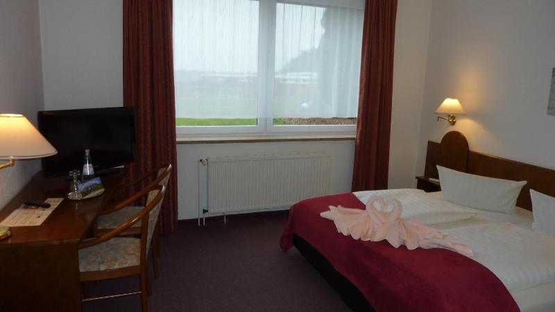 Heidehotel Herrenbrvºcke image