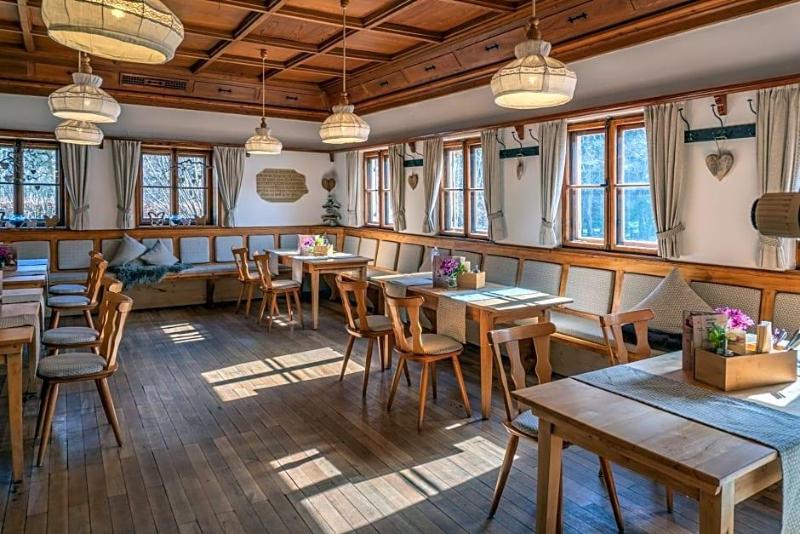 Hotel Restaurant Alatsee image