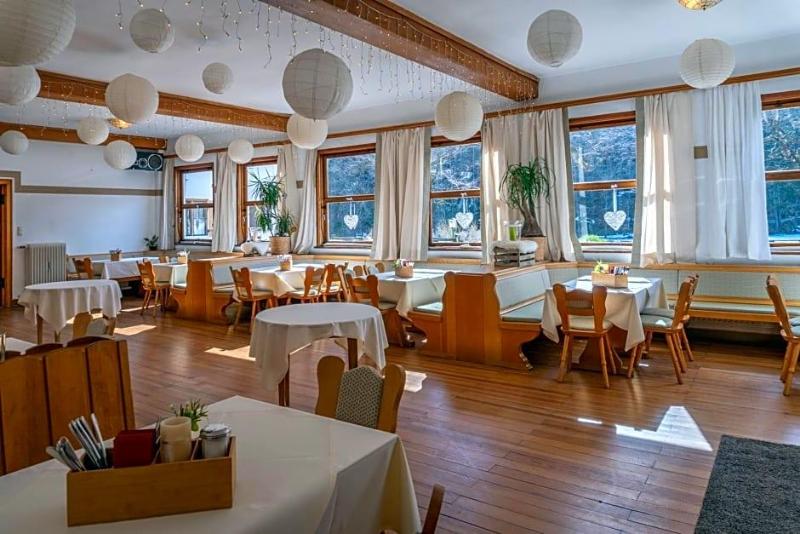 Hotel Restaurant Alatsee image
