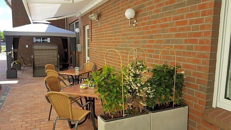 Hotel Drostenhof Garni image