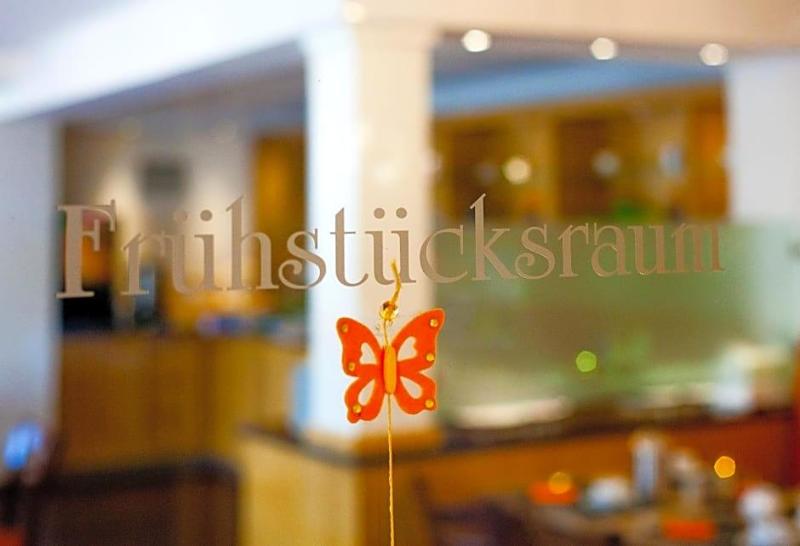 Hotel & Restaurant Ernst image
