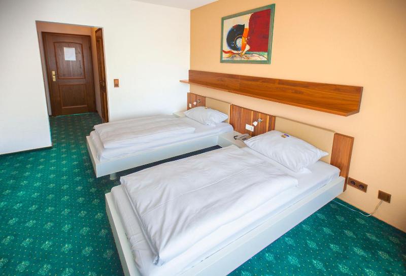 Hotel & Restaurant Ernst image