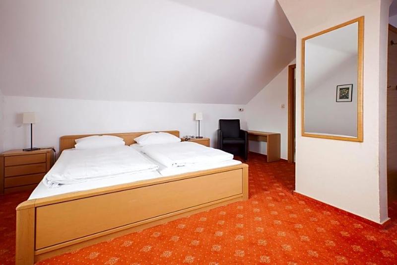 Hotel & Restaurant Ernst image