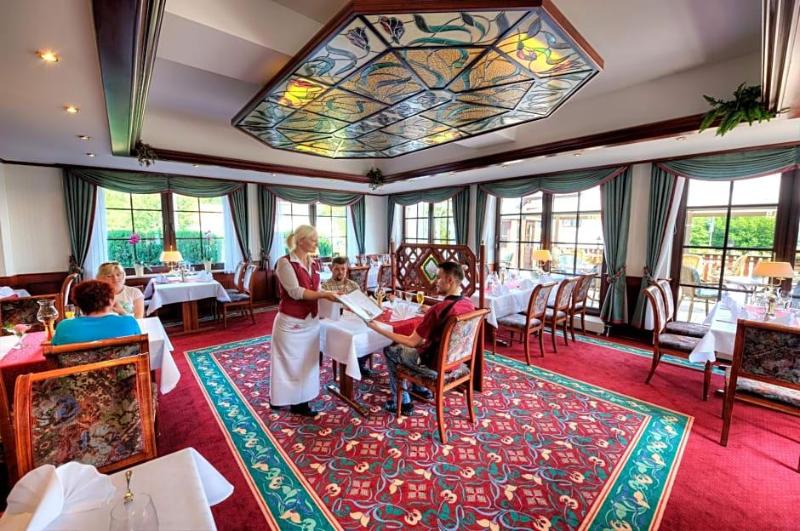 Hotel Freihof image