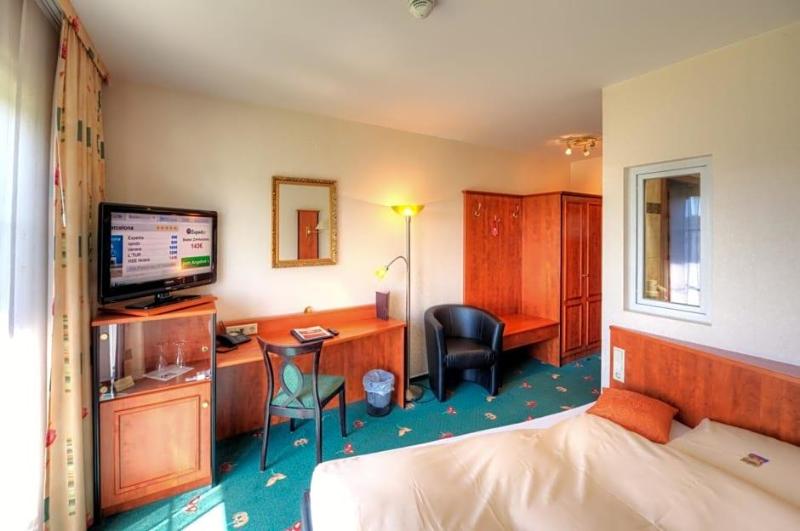 Hotel Freihof image