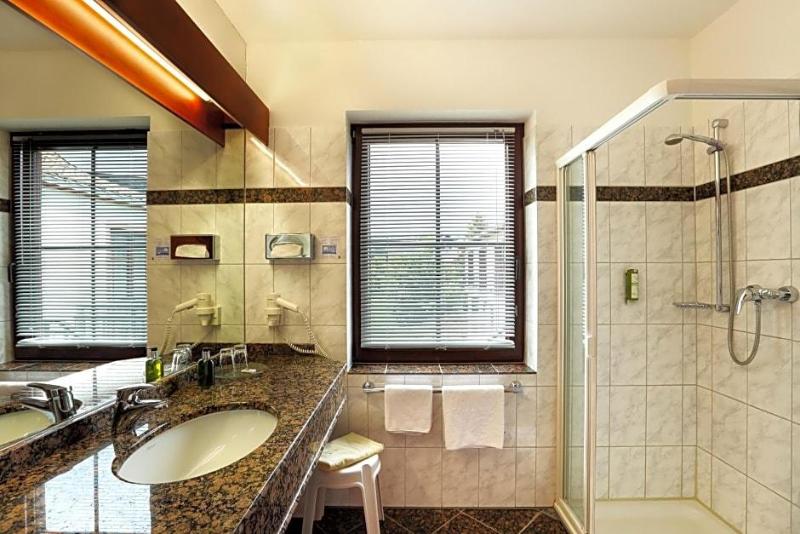 Hotel Freihof image