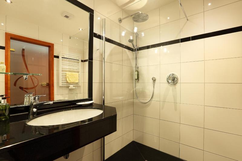 Hotel Freihof image