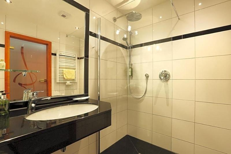 Hotel Freihof image