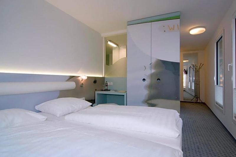 Hotel New Orleans image