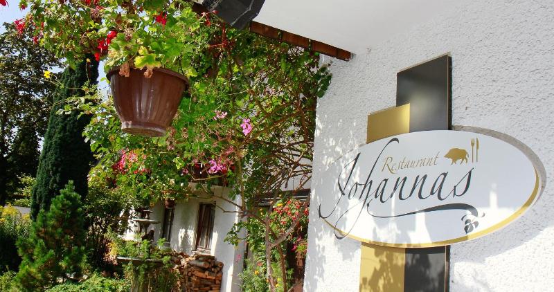 Hotel Neumayr image