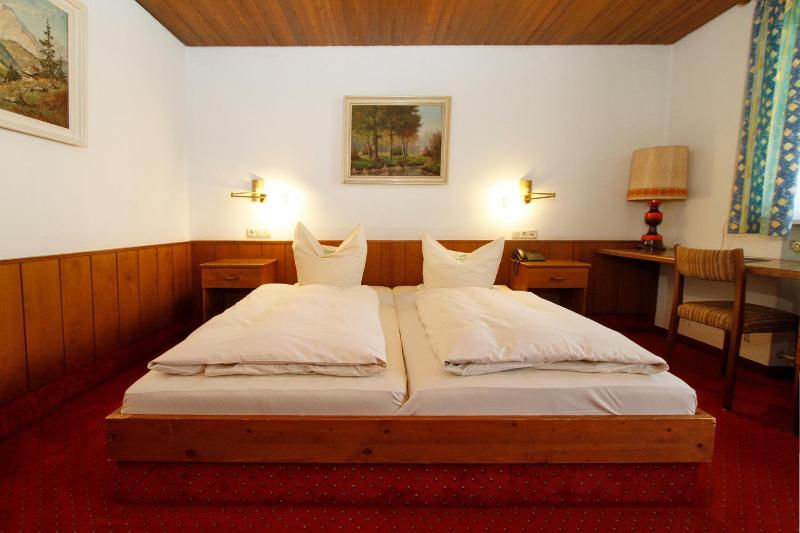Hotel Neumayr image