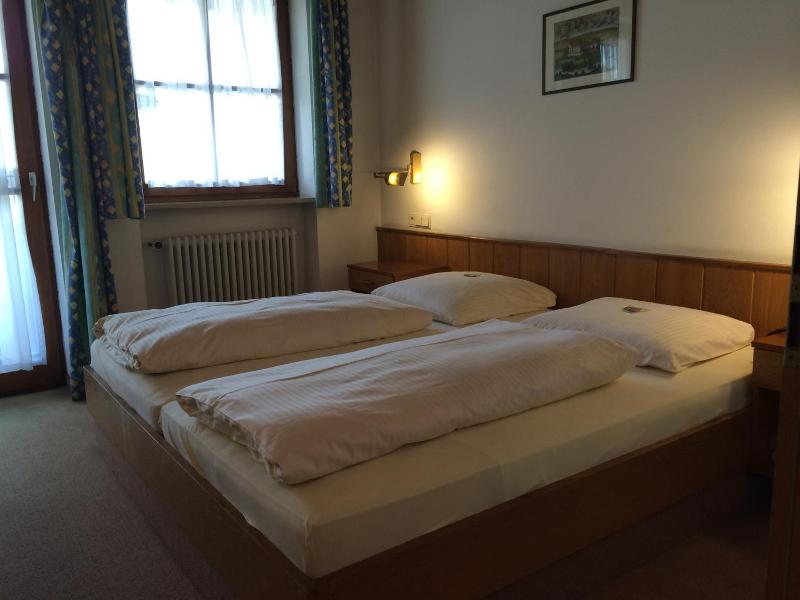 Hotel Neumayr image