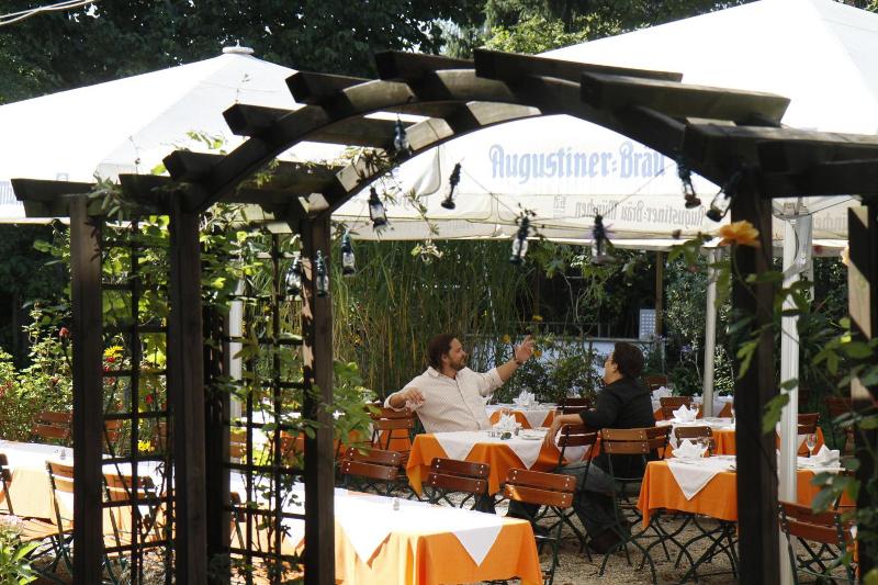 Hotel Neumayr image