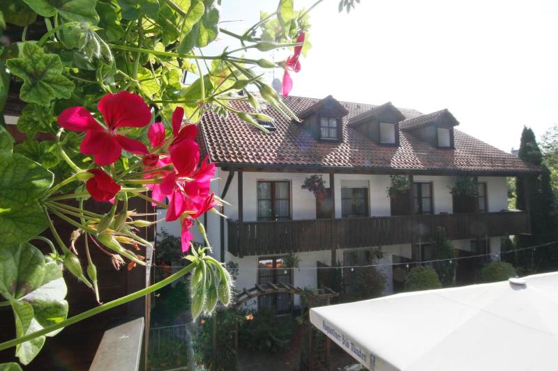 Hotel Neumayr image