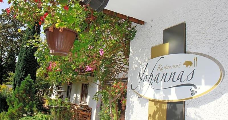 Hotel Neumayr image