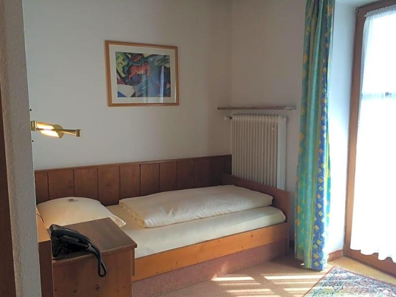 Hotel Neumayr image