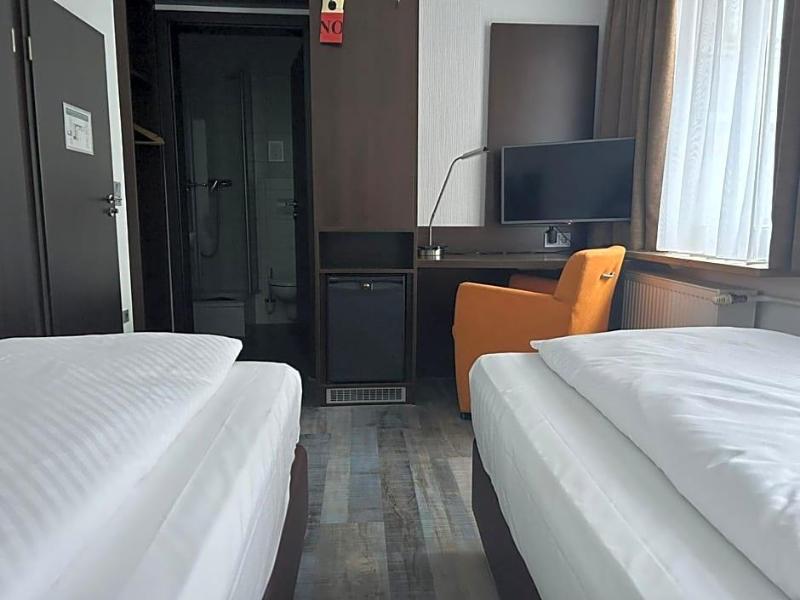 Hotel Fackelmann image