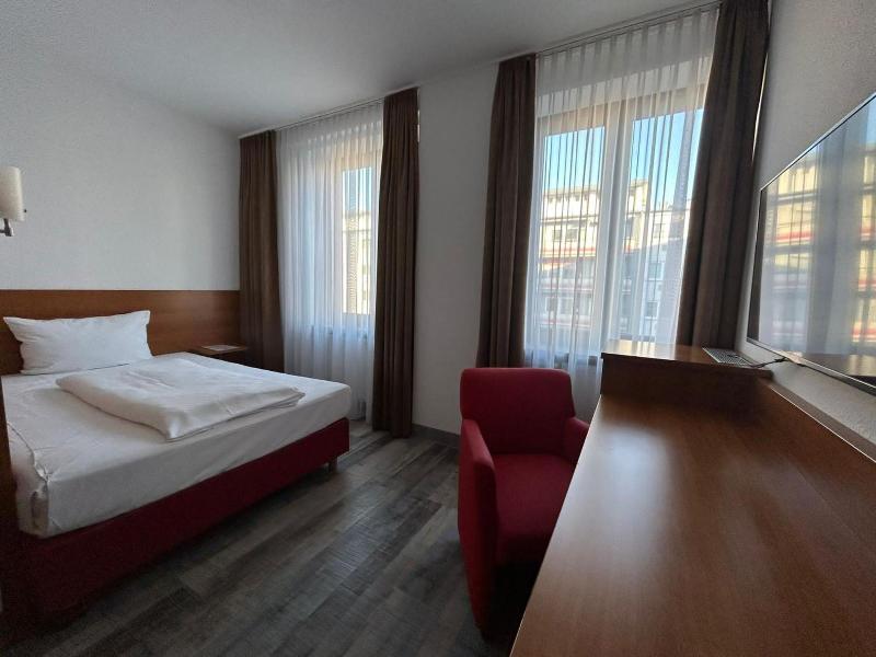Hotel Fackelmann image