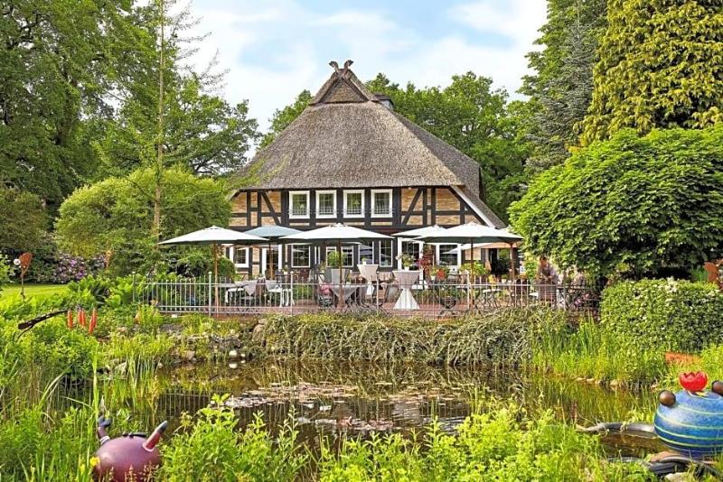 Romantik Hotel Kv?llners Landhaus image