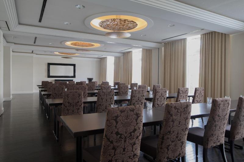 Kv?nig`s Hotel Am Schlosspark image