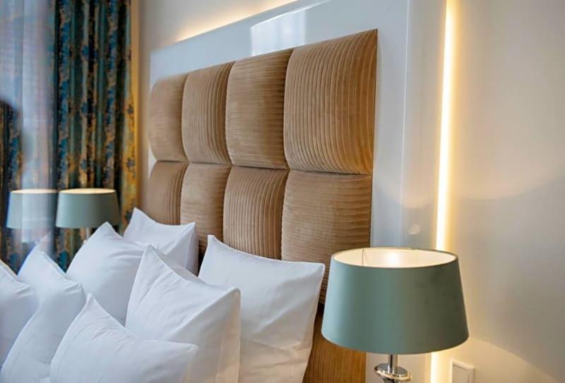 Kv?nig`s Hotel Am Schlosspark image