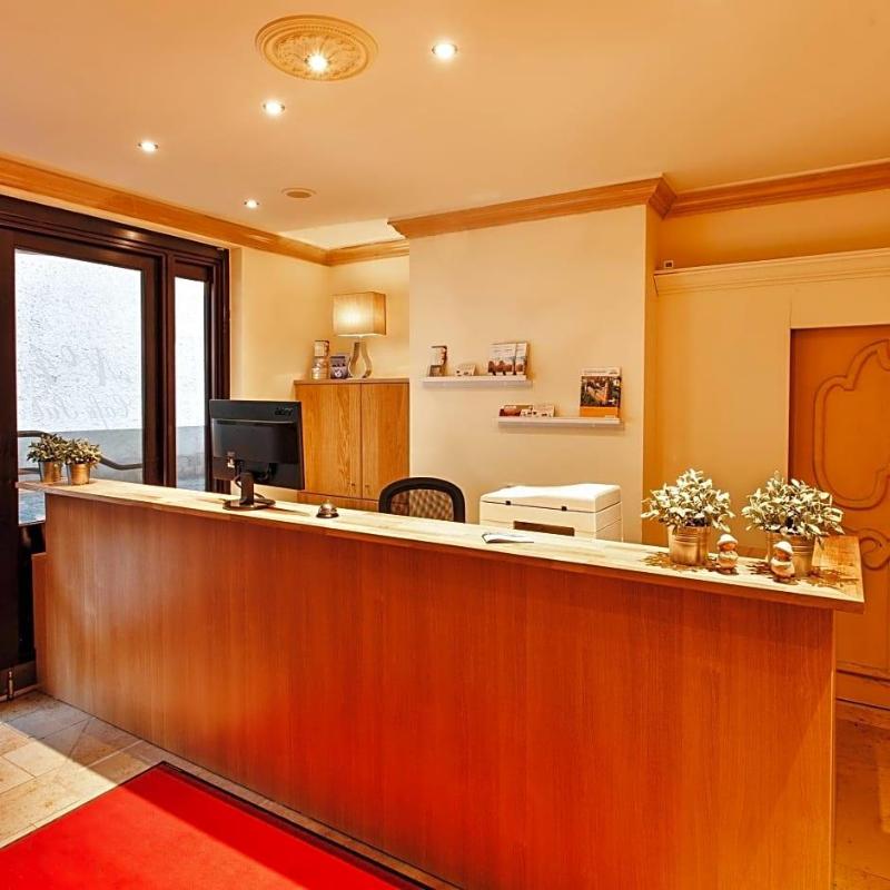 Hotel Thvºringer Hof image
