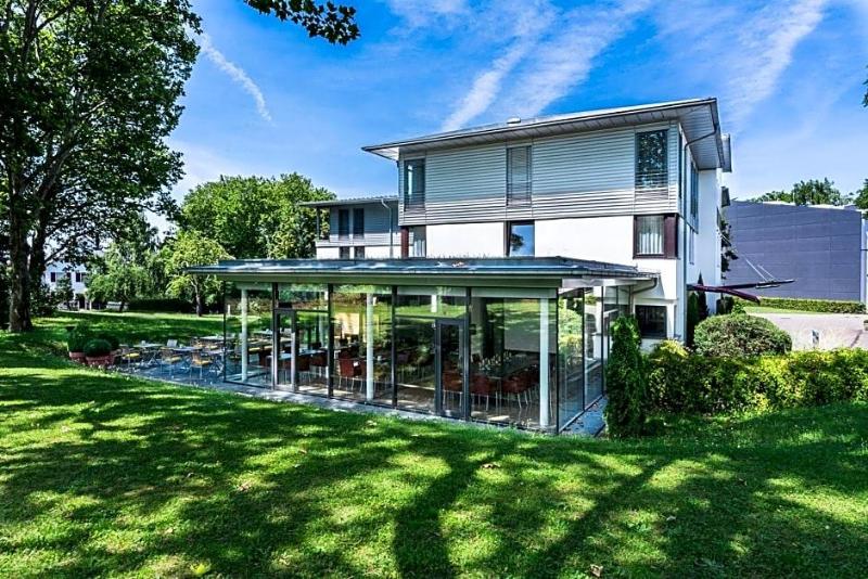 Parkhotel Schillerhv?he image