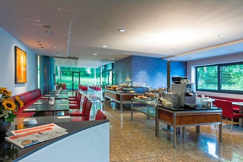 Parkhotel Schillerhv?he image